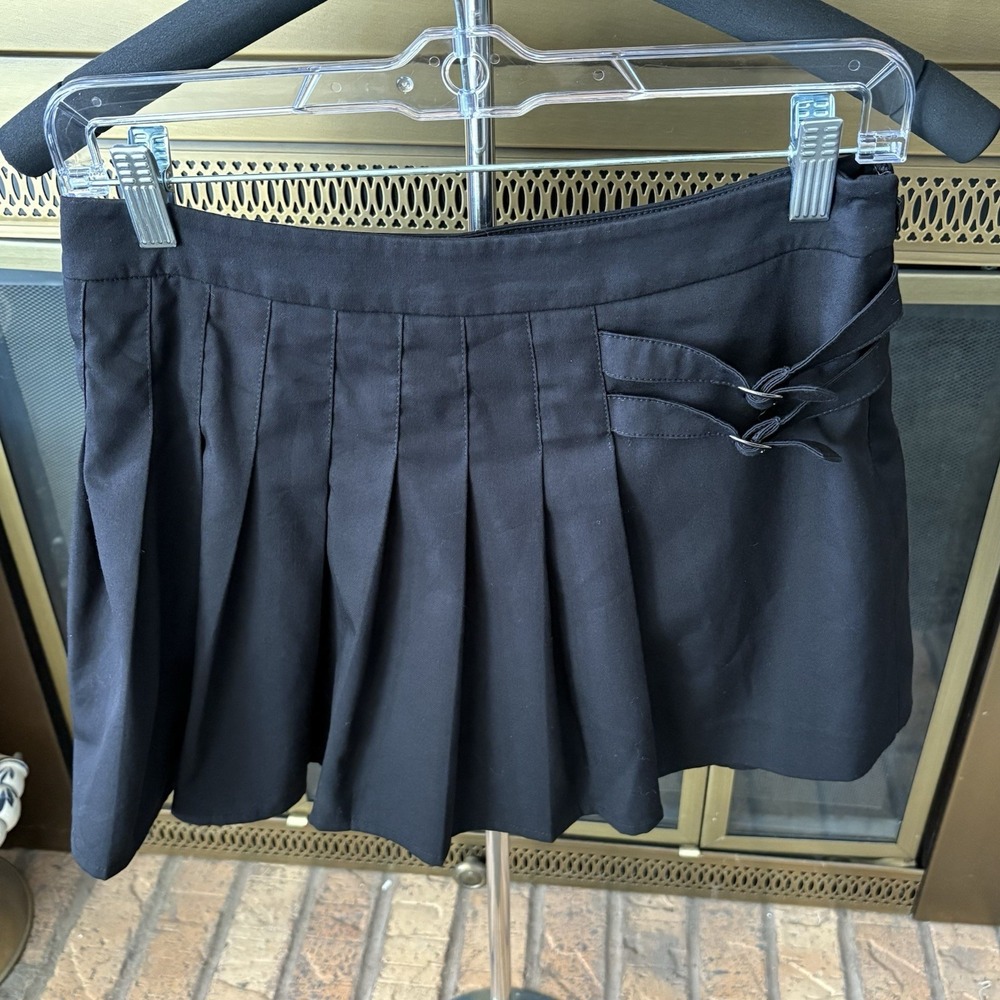 Bebe Pleated Mini Skirt Women's Size 2